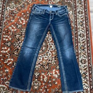 Women’s silver jeans dark wash